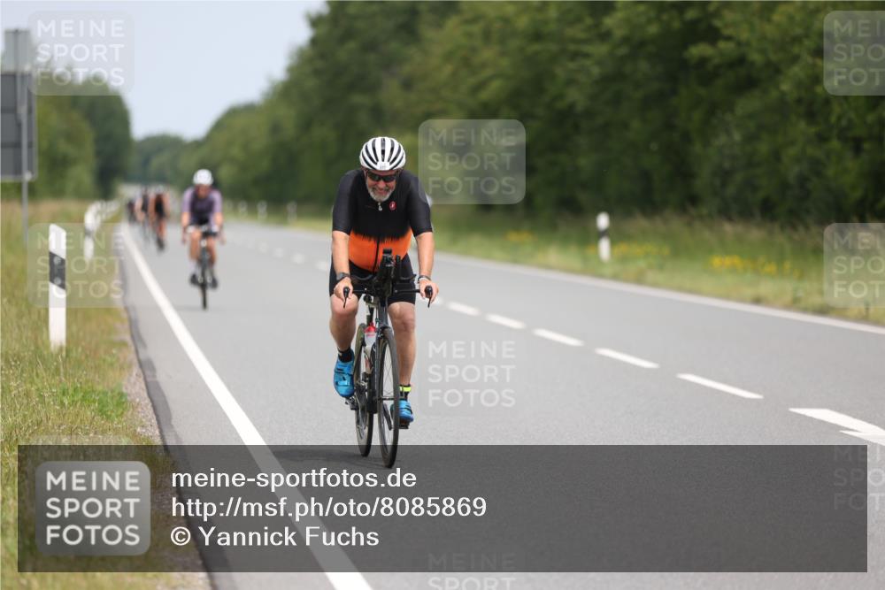 22.06.2025 - Viking Triathlon Yannick Fuchs http://msf.ph/oto/8085869 22.06.2025 12:40:30 Radfahren 79, 217, 441, 446 meine-sportfotos.de