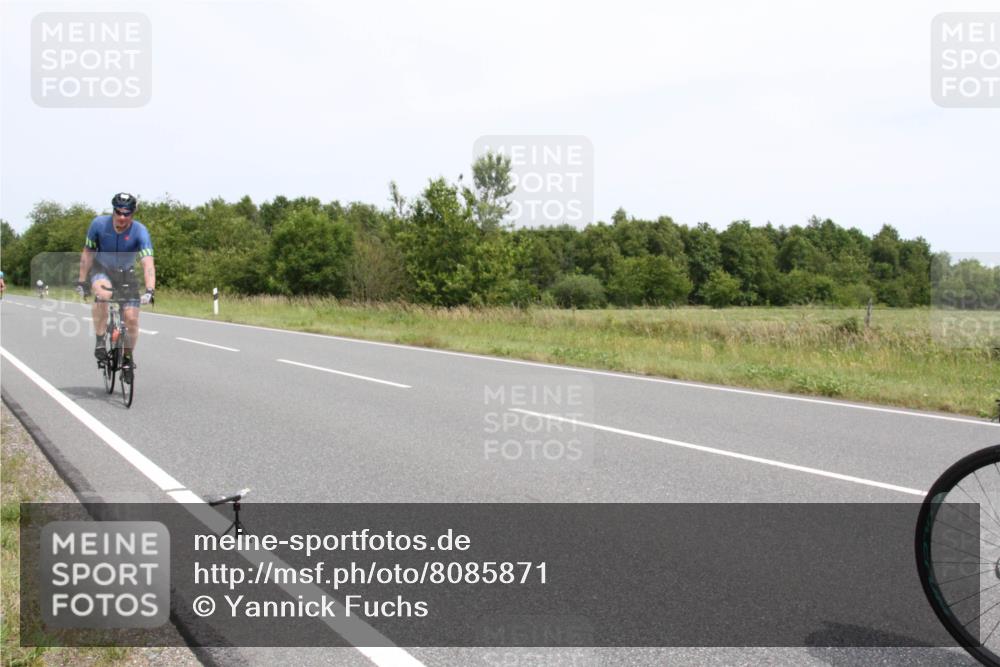 22.06.2025 - Viking Triathlon Yannick Fuchs http://msf.ph/oto/8085871 22.06.2025 13:10:05 Radfahren 25, 128, 181 meine-sportfotos.de