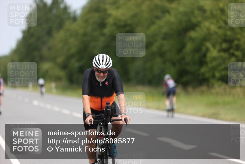 22.06.2025 - Viking Triathlon Yannick Fuchs http://msf.ph/oto/8085877 22.06.2025 12:40:31 Radfahren 217, 441, 446 meine-sportfotos.de