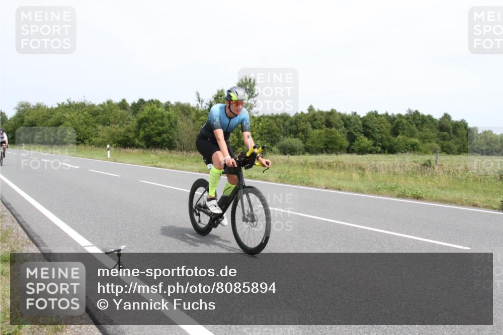 22.06.2025 - Viking Triathlon Yannick Fuchs http://msf.ph/oto/8085894 22.06.2025 13:10:09 Radfahren 25, 128, 181, 614 meine-sportfotos.de