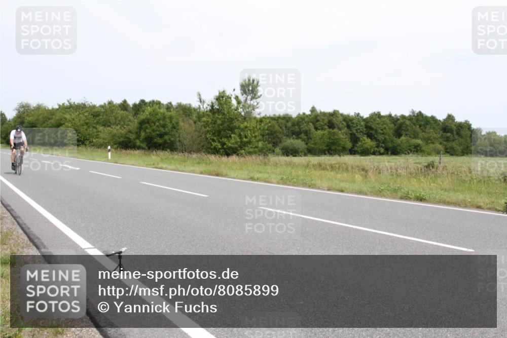 22.06.2025 - Viking Triathlon Yannick Fuchs http://msf.ph/oto/8085899 22.06.2025 13:10:10 Radfahren 25, 181, 614 meine-sportfotos.de