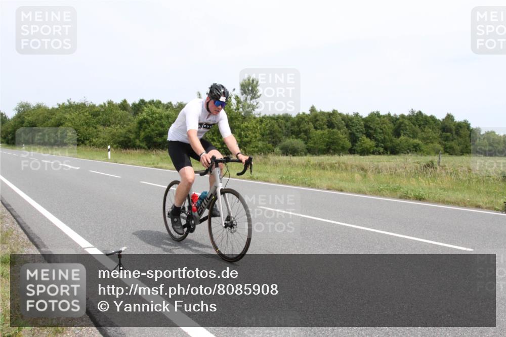 22.06.2025 - Viking Triathlon Yannick Fuchs http://msf.ph/oto/8085908 22.06.2025 13:10:12 Radfahren 181, 614 meine-sportfotos.de