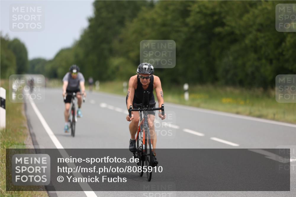 22.06.2025 - Viking Triathlon Yannick Fuchs http://msf.ph/oto/8085910 22.06.2025 12:40:43 Radfahren 31, 131, 267, 479, 509 meine-sportfotos.de
