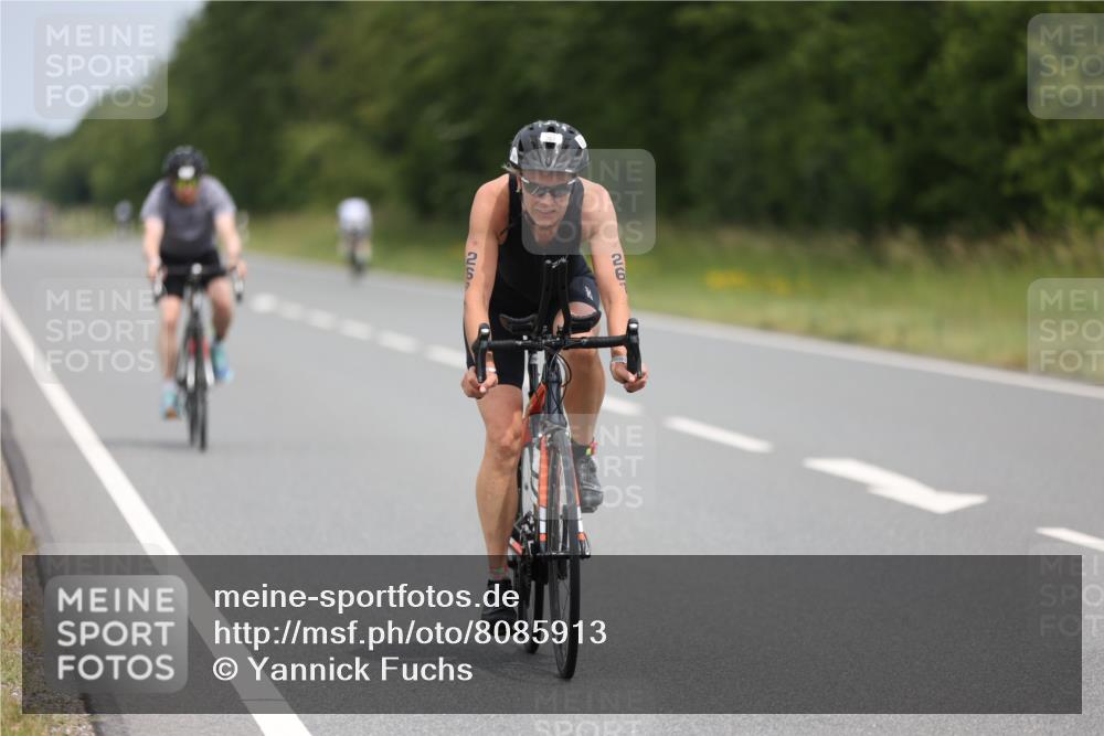 22.06.2025 - Viking Triathlon Yannick Fuchs http://msf.ph/oto/8085913 22.06.2025 12:40:44 Radfahren 31, 131, 267, 479, 509 meine-sportfotos.de