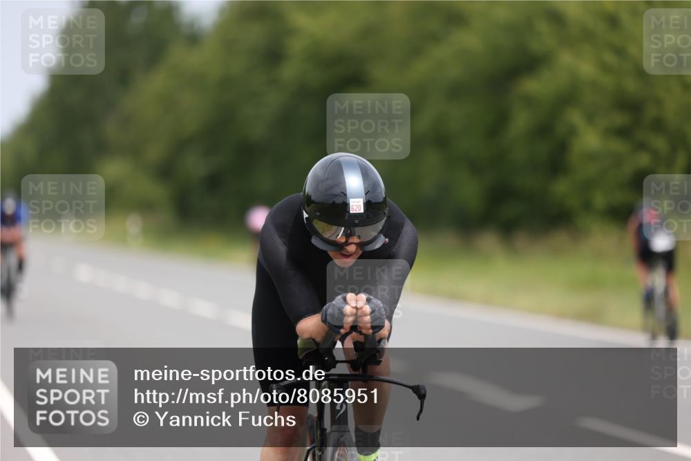22.06.2025 - Viking Triathlon Yannick Fuchs http://msf.ph/oto/8085951 22.06.2025 12:40:56 Radfahren 71, 148, 214, 309, 464, 620, 626, 639 meine-sportfotos.de