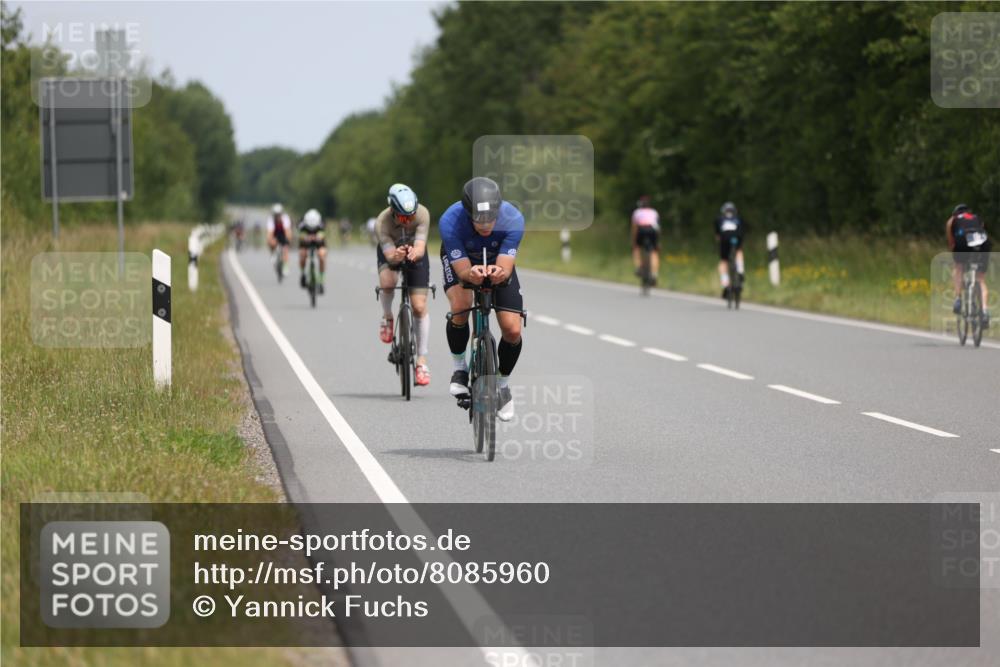 22.06.2025 - Viking Triathlon Yannick Fuchs http://msf.ph/oto/8085960 22.06.2025 12:40:57 Radfahren 71, 148, 214, 309, 464, 523, 620, 626, 639 meine-sportfotos.de