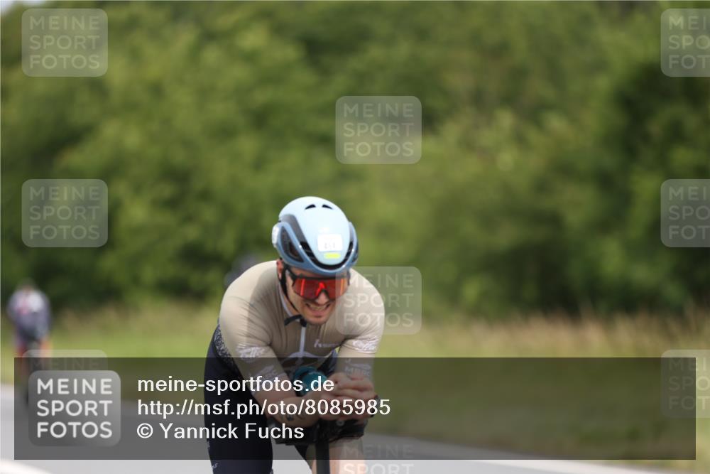 22.06.2025 - Viking Triathlon Yannick Fuchs http://msf.ph/oto/8085985 22.06.2025 12:41:00 Radfahren 71, 148, 214, 309, 464, 523, 620, 626, 639 meine-sportfotos.de