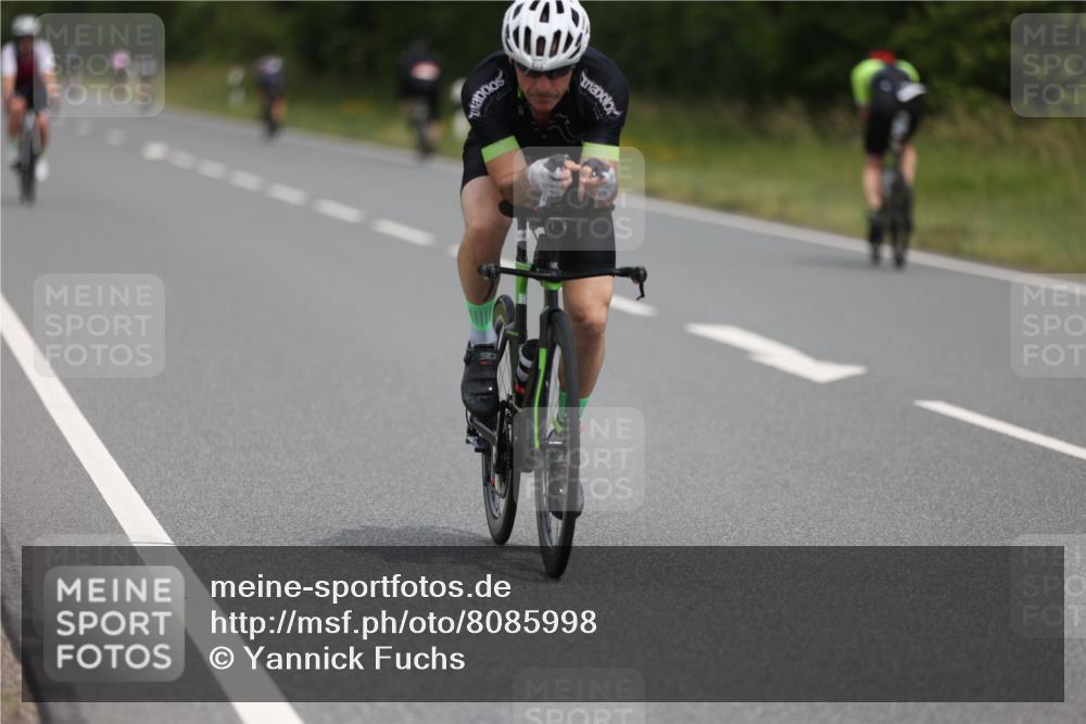 22.06.2025 - Viking Triathlon Yannick Fuchs http://msf.ph/oto/8085998 22.06.2025 12:41:05 Radfahren 71, 148, 206, 462, 464, 523, 639 meine-sportfotos.de