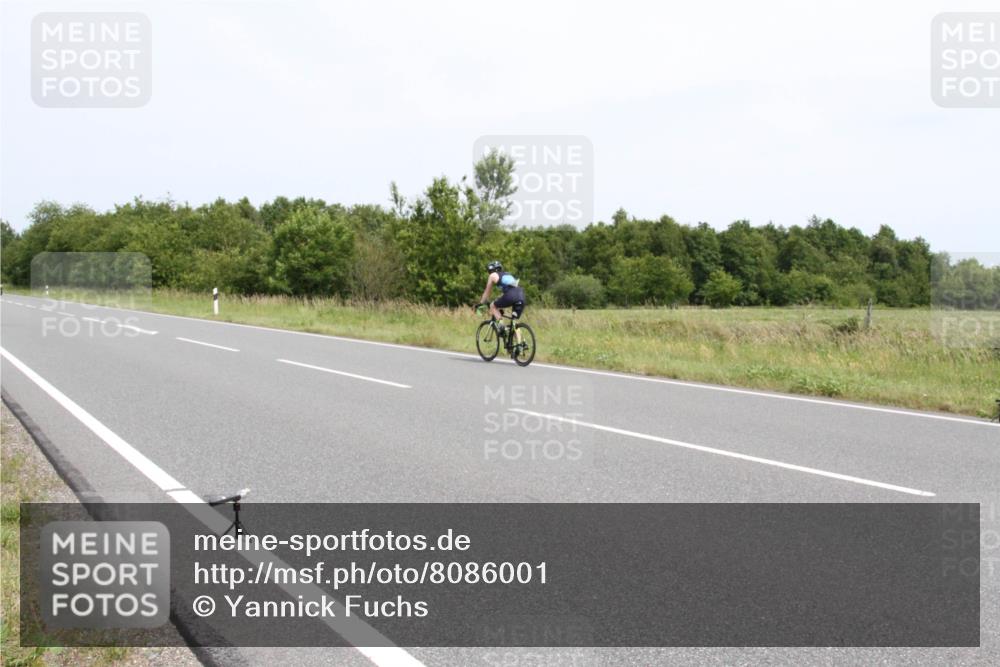 22.06.2025 - Viking Triathlon Yannick Fuchs http://msf.ph/oto/8086001 22.06.2025 13:10:52 Radfahren 136, 621, 634 meine-sportfotos.de