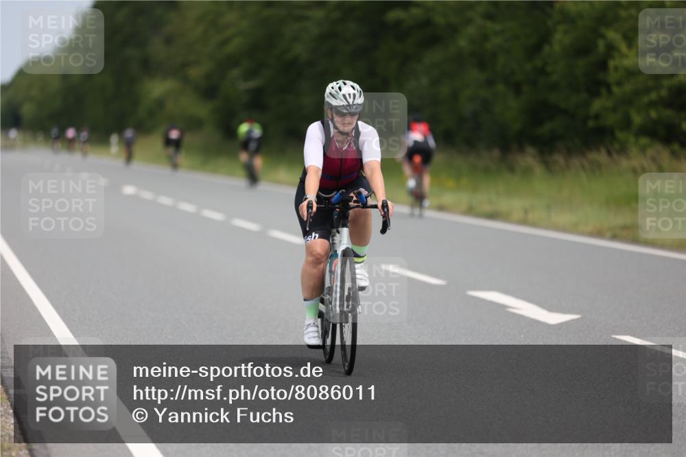 22.06.2025 - Viking Triathlon Yannick Fuchs http://msf.ph/oto/8086011 22.06.2025 12:41:10 Radfahren 206, 462, 523 meine-sportfotos.de