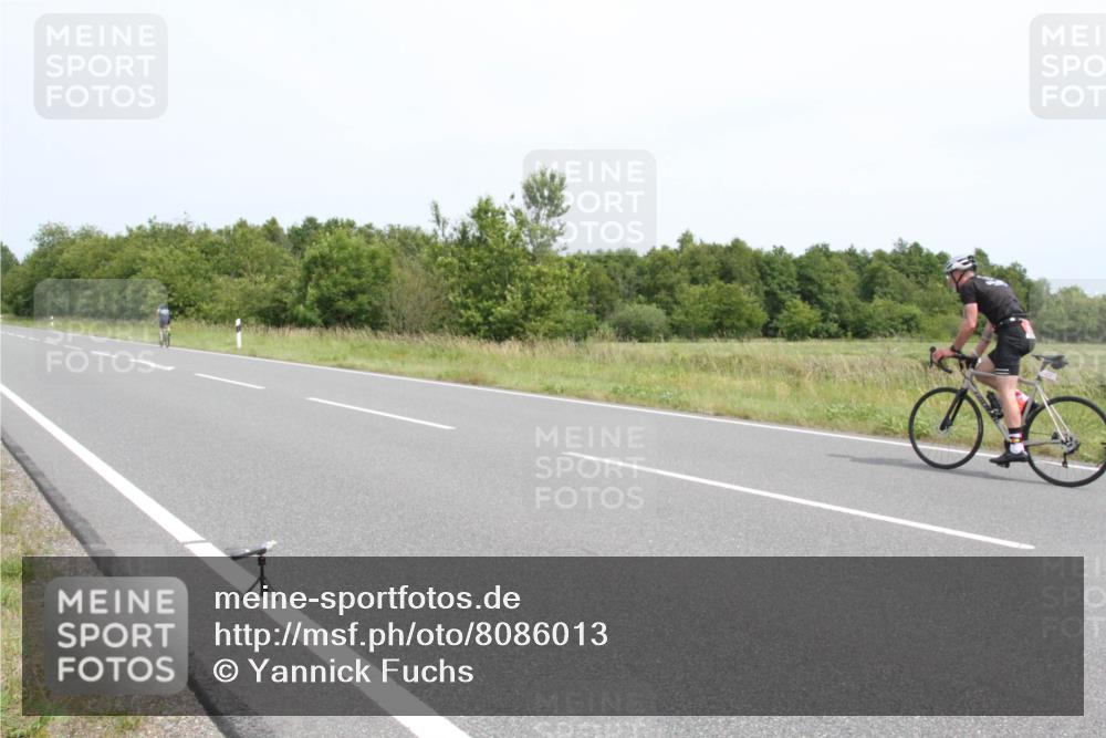 22.06.2025 - Viking Triathlon Yannick Fuchs http://msf.ph/oto/8086013 22.06.2025 13:10:55 Radfahren 621, 634 meine-sportfotos.de