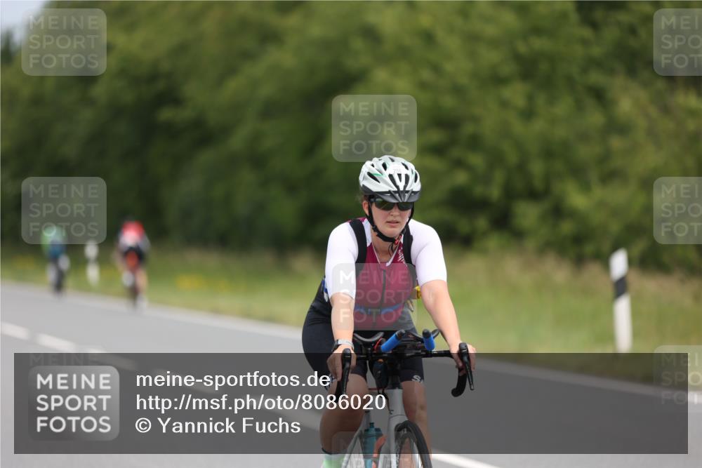 22.06.2025 - Viking Triathlon Yannick Fuchs http://msf.ph/oto/8086020 22.06.2025 12:41:11 Radfahren 66, 206, 462, 523 meine-sportfotos.de