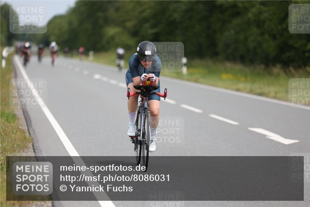 22.06.2025 - Viking Triathlon Yannick Fuchs http://msf.ph/oto/8086031 22.06.2025 12:41:24 Radfahren 66, 238, 477, 488, 519 meine-sportfotos.de
