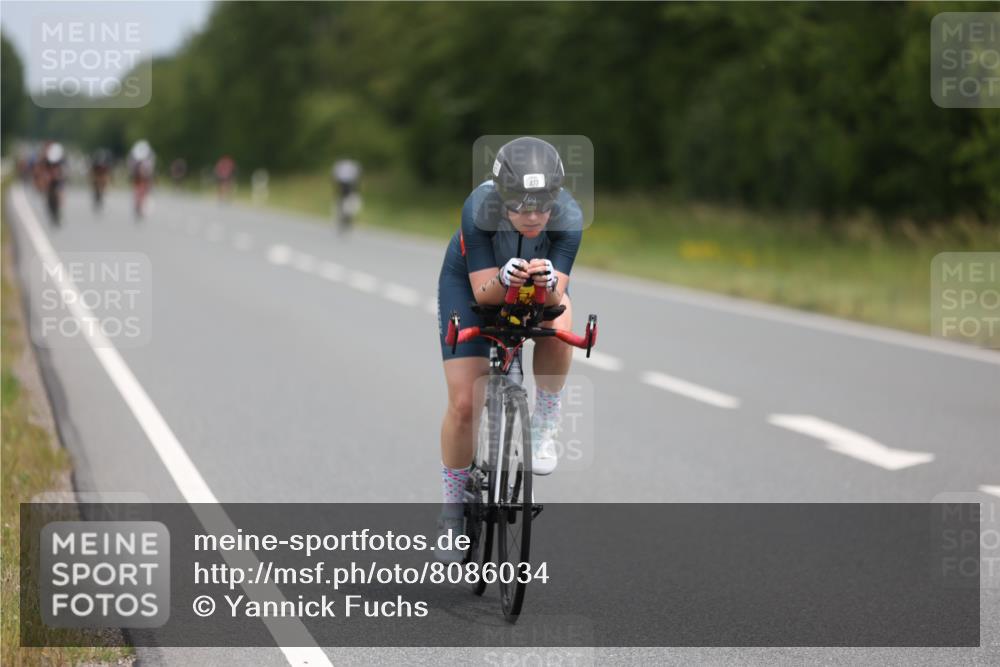 22.06.2025 - Viking Triathlon Yannick Fuchs http://msf.ph/oto/8086034 22.06.2025 12:41:25 Radfahren 66, 238, 435, 477, 488, 519 meine-sportfotos.de