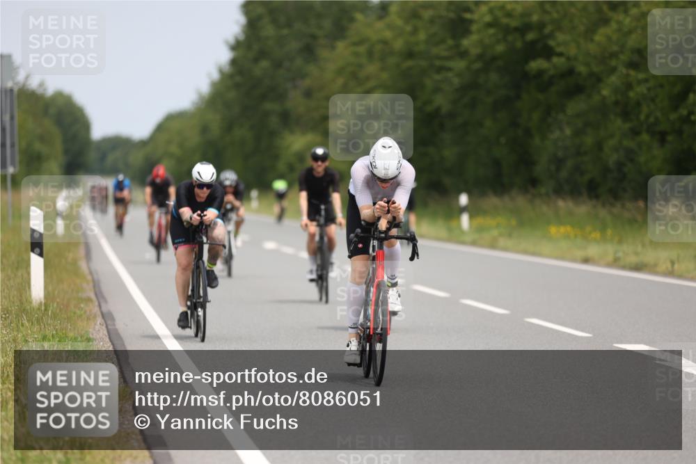 22.06.2025 - Viking Triathlon Yannick Fuchs http://msf.ph/oto/8086051 22.06.2025 12:41:33 Radfahren 87, 193, 201, 216, 222, 435, 492, 519 meine-sportfotos.de