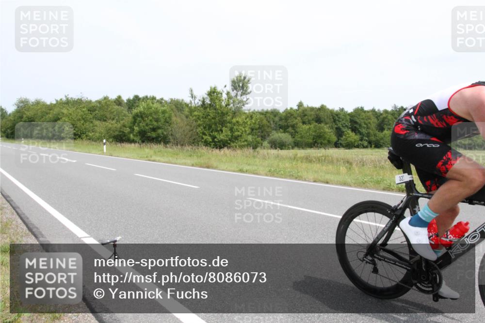 22.06.2025 - Viking Triathlon Yannick Fuchs http://msf.ph/oto/8086073 22.06.2025 13:11:17 Radfahren 327, 342 meine-sportfotos.de