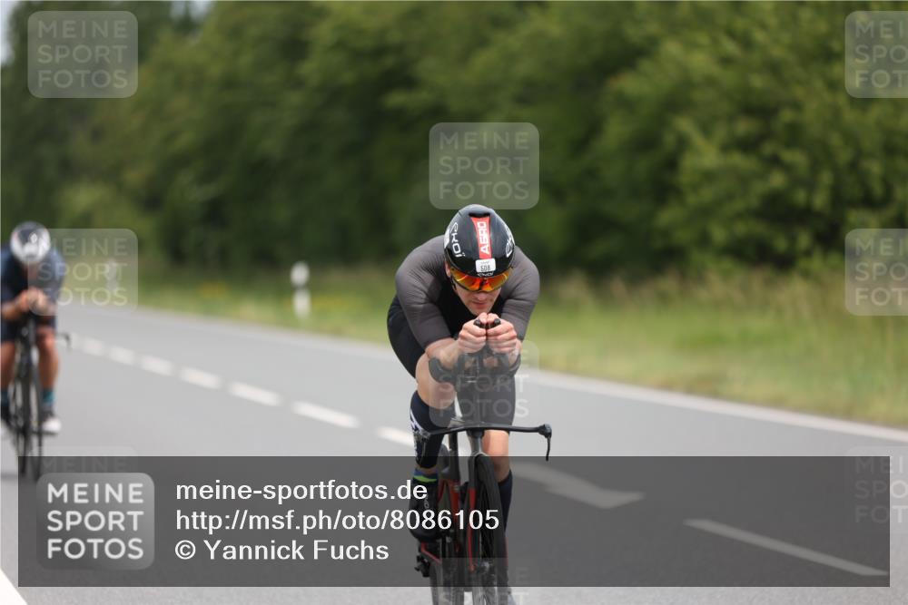 22.06.2025 - Viking Triathlon Yannick Fuchs http://msf.ph/oto/8086105 22.06.2025 12:41:46 Radfahren 115, 216, 257, 434, 508, 647 meine-sportfotos.de