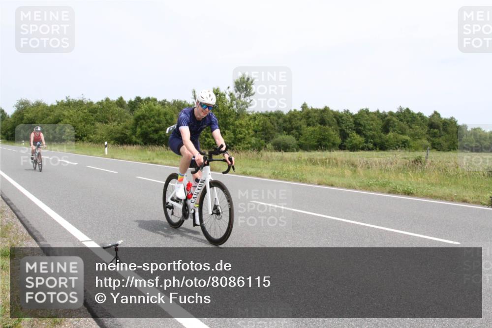 22.06.2025 - Viking Triathlon Yannick Fuchs http://msf.ph/oto/8086115 22.06.2025 13:11:32 Radfahren 328, 336 meine-sportfotos.de