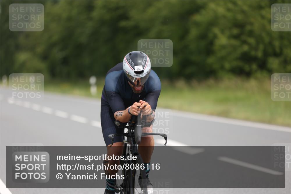 22.06.2025 - Viking Triathlon Yannick Fuchs http://msf.ph/oto/8086116 22.06.2025 12:41:48 Radfahren 115, 257, 434, 508, 647 meine-sportfotos.de