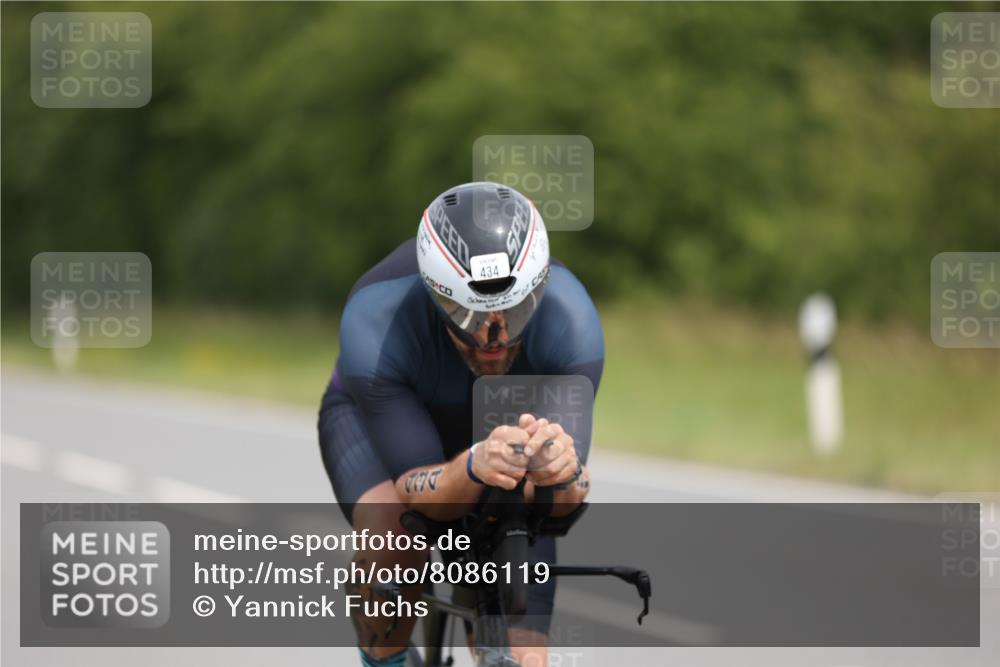 22.06.2025 - Viking Triathlon Yannick Fuchs http://msf.ph/oto/8086119 22.06.2025 12:41:48 Radfahren 115, 257, 434, 508, 647 meine-sportfotos.de