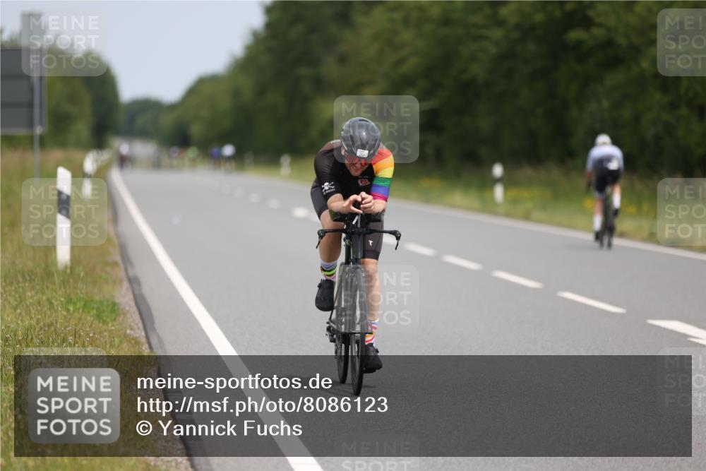 22.06.2025 - Viking Triathlon Yannick Fuchs http://msf.ph/oto/8086123 22.06.2025 12:41:51 Radfahren 257, 290, 434, 508, 647 meine-sportfotos.de