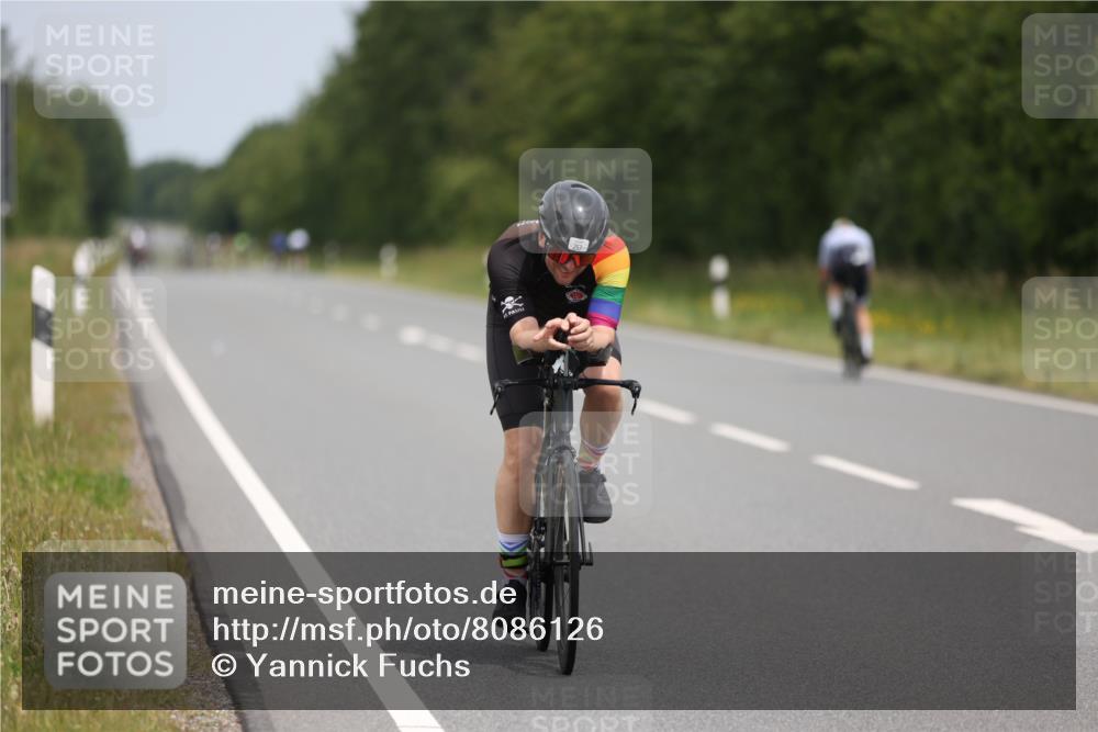 22.06.2025 - Viking Triathlon Yannick Fuchs http://msf.ph/oto/8086126 22.06.2025 12:41:52 Radfahren 257, 290, 434, 647 meine-sportfotos.de
