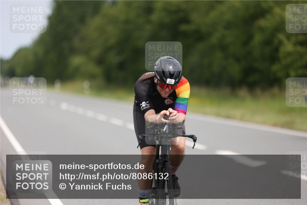 22.06.2025 - Viking Triathlon Yannick Fuchs http://msf.ph/oto/8086132 22.06.2025 12:41:52 Radfahren 257, 290, 434, 647 meine-sportfotos.de