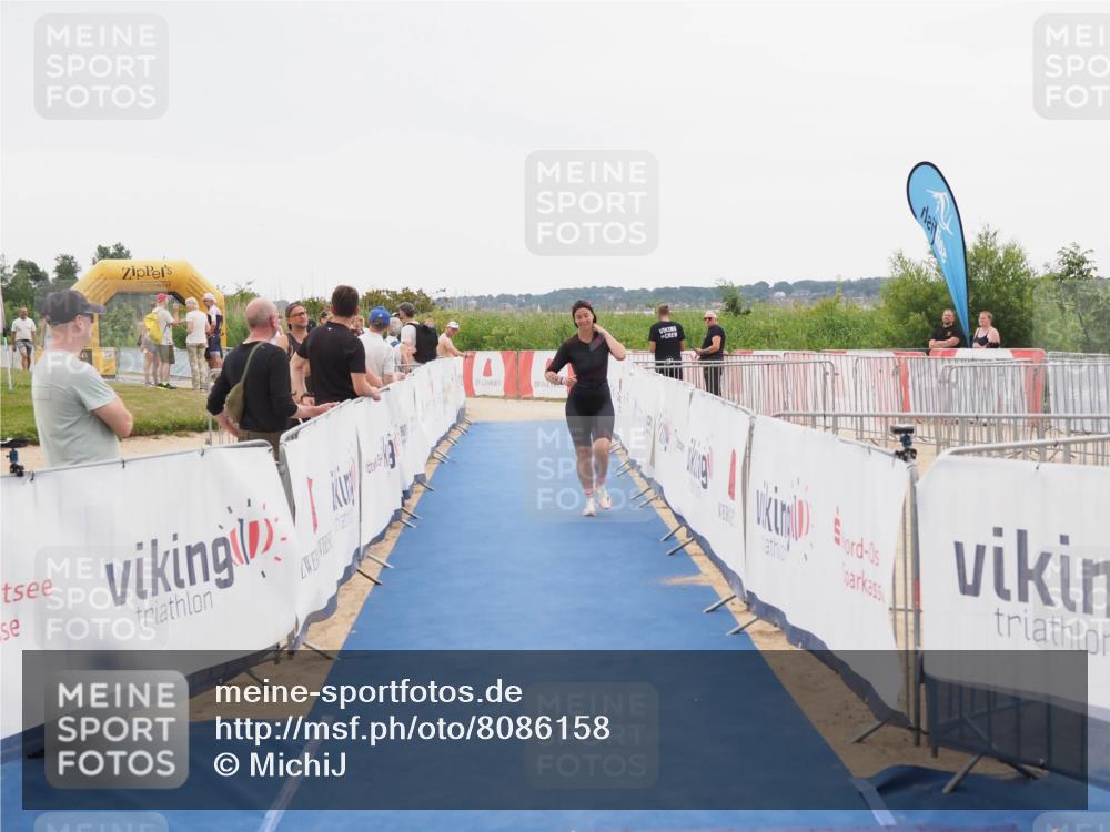 22.06.2025 - Viking Triathlon MichiJ http://msf.ph/oto/8086158 22.06.2025 16:14:53 Ziel 408 meine-sportfotos.de