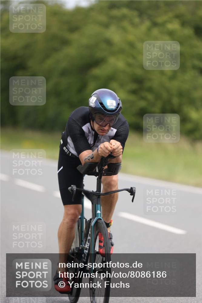 22.06.2025 - Viking Triathlon Yannick Fuchs http://msf.ph/oto/8086186 22.06.2025 12:42:59 Radfahren 146, 181 meine-sportfotos.de