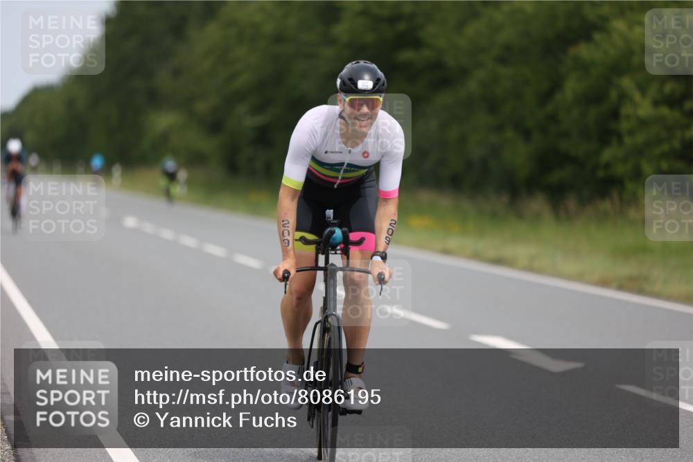 22.06.2025 - Viking Triathlon Yannick Fuchs http://msf.ph/oto/8086195 22.06.2025 12:43:09 Radfahren 40, 209, 291, 448, 606 meine-sportfotos.de