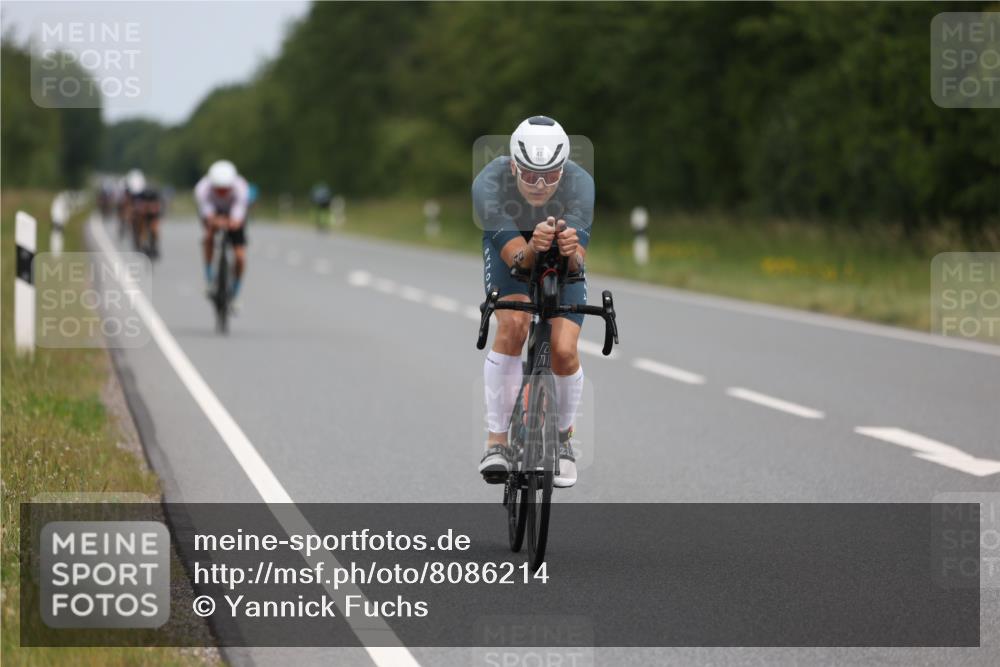 22.06.2025 - Viking Triathlon Yannick Fuchs http://msf.ph/oto/8086214 22.06.2025 12:43:14 Radfahren 40, 209, 291, 301, 438, 448, 606 meine-sportfotos.de