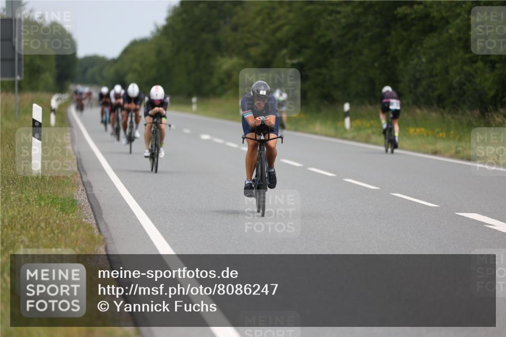 22.06.2025 - Viking Triathlon Yannick Fuchs http://msf.ph/oto/8086247 22.06.2025 12:43:20 Radfahren 207, 301, 320, 438, 448, 546, 616, 621 meine-sportfotos.de