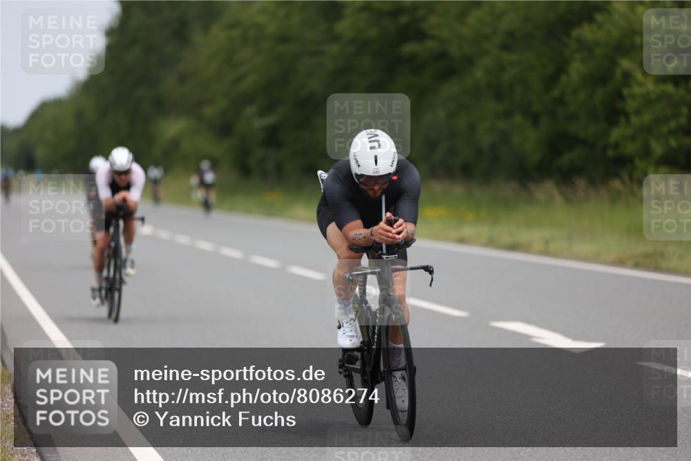22.06.2025 - Viking Triathlon Yannick Fuchs http://msf.ph/oto/8086274 22.06.2025 12:43:25 Radfahren 109, 207, 301, 320, 438, 546, 616, 621 meine-sportfotos.de