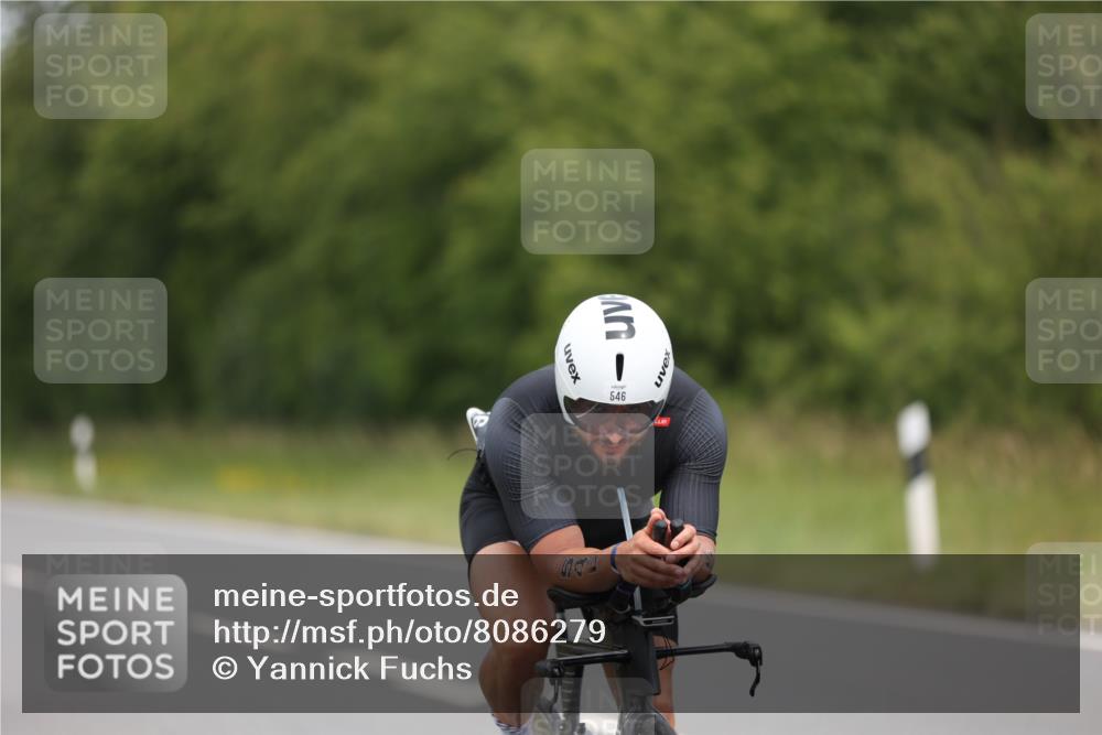 22.06.2025 - Viking Triathlon Yannick Fuchs http://msf.ph/oto/8086279 22.06.2025 12:43:25 Radfahren 109, 207, 301, 320, 438, 546, 616, 621 meine-sportfotos.de
