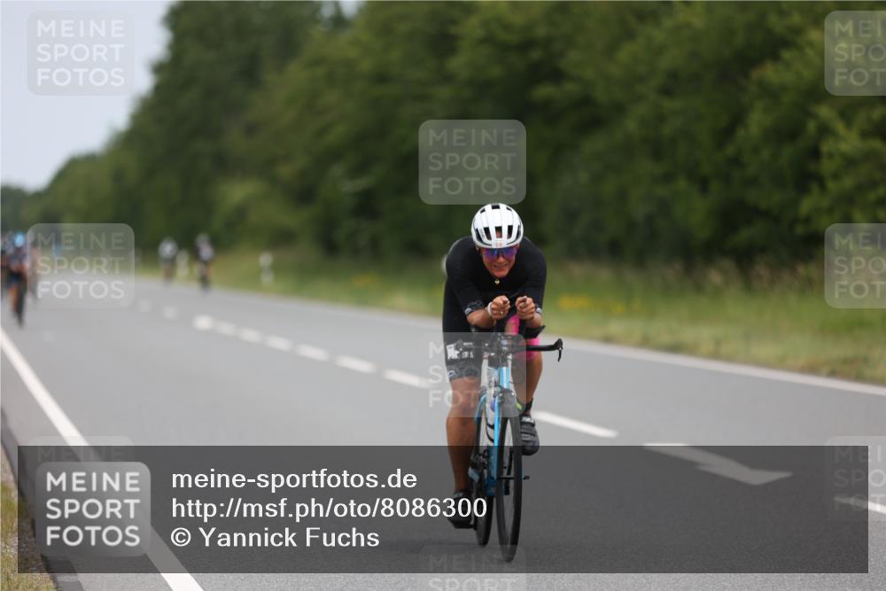 22.06.2025 - Viking Triathlon Yannick Fuchs http://msf.ph/oto/8086300 22.06.2025 12:43:28 Radfahren 12, 109, 187, 207, 320, 327, 438, 546, 616, 621, 654 meine-sportfotos.de