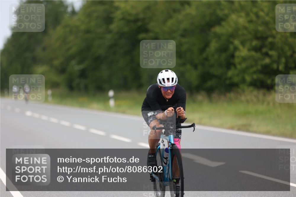 22.06.2025 - Viking Triathlon Yannick Fuchs http://msf.ph/oto/8086302 22.06.2025 12:43:28 Radfahren 12, 109, 187, 207, 320, 327, 438, 546, 616, 621, 654 meine-sportfotos.de