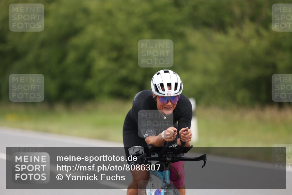 22.06.2025 - Viking Triathlon Yannick Fuchs http://msf.ph/oto/8086307 22.06.2025 12:43:29 Radfahren 12, 109, 187, 207, 316, 320, 327, 493, 546, 616, 621, 654 meine-sportfotos.de