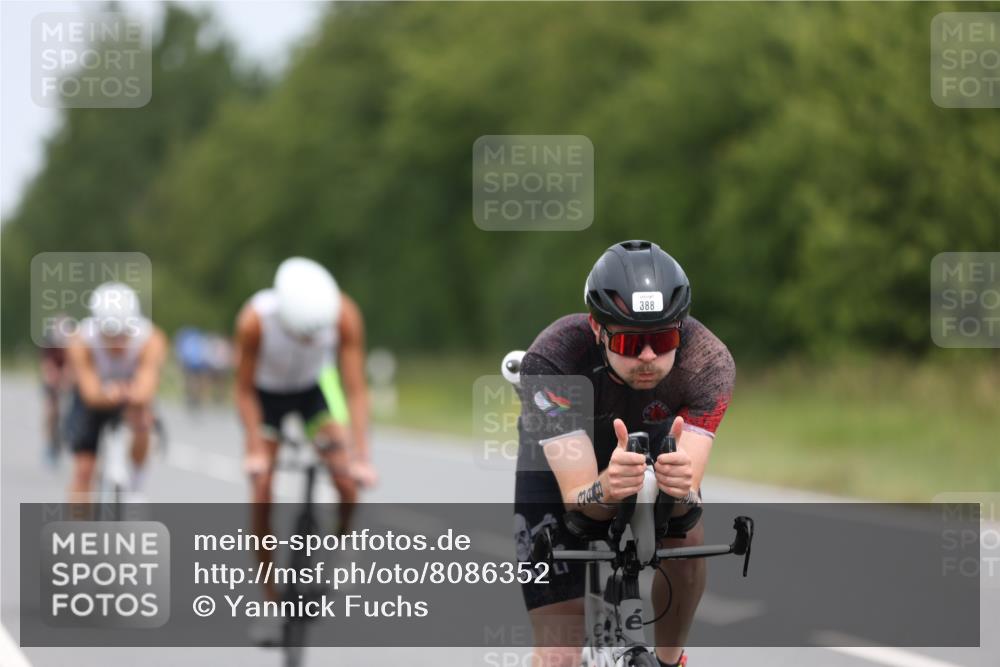 22.06.2025 - Viking Triathlon Yannick Fuchs http://msf.ph/oto/8086352 22.06.2025 12:43:41 Radfahren 124, 187, 316, 327, 349, 359, 388, 407, 428, 442, 493, 506, 522, 654 meine-sportfotos.de