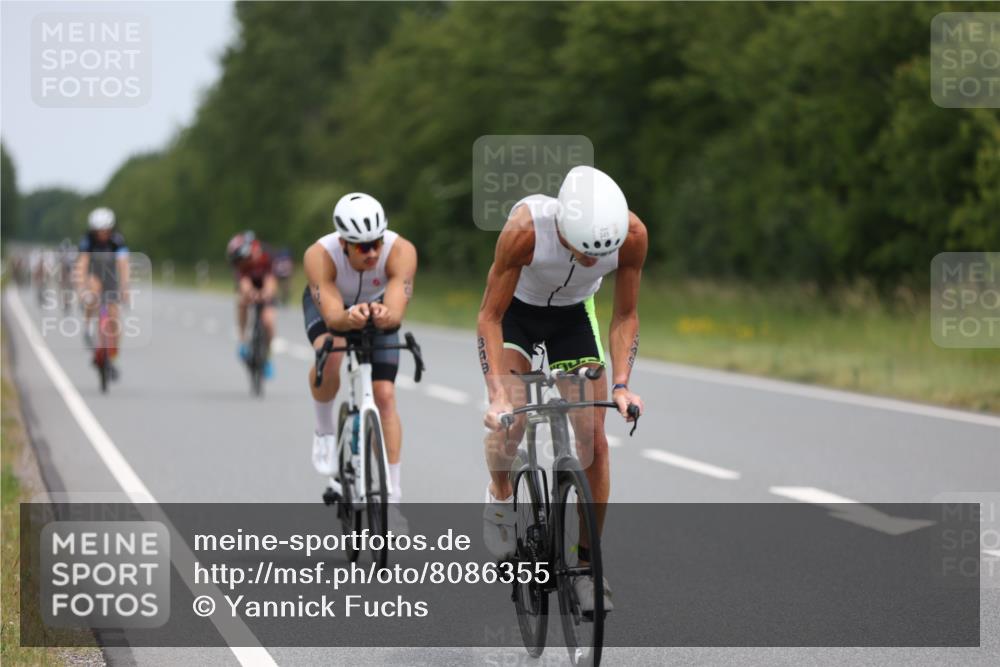22.06.2025 - Viking Triathlon Yannick Fuchs http://msf.ph/oto/8086355 22.06.2025 12:43:42 Radfahren 124, 187, 316, 327, 349, 359, 388, 407, 428, 442, 493, 506, 522, 654 meine-sportfotos.de
