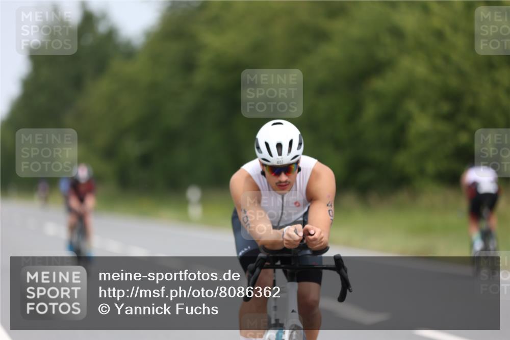 22.06.2025 - Viking Triathlon Yannick Fuchs http://msf.ph/oto/8086362 22.06.2025 12:43:43 Radfahren 124, 316, 318, 349, 359, 388, 407, 428, 442, 493, 506, 522 meine-sportfotos.de