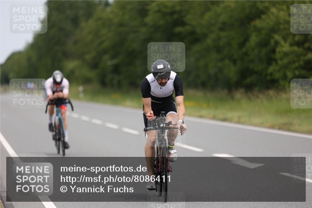 22.06.2025 - Viking Triathlon Yannick Fuchs http://msf.ph/oto/8086411 22.06.2025 12:43:53 Radfahren 7, 83, 196, 318, 506 meine-sportfotos.de