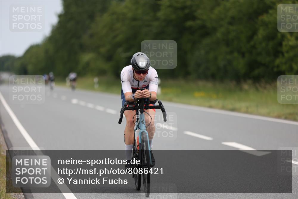 22.06.2025 - Viking Triathlon Yannick Fuchs http://msf.ph/oto/8086421 22.06.2025 12:43:54 Radfahren 7, 83, 196, 318 meine-sportfotos.de