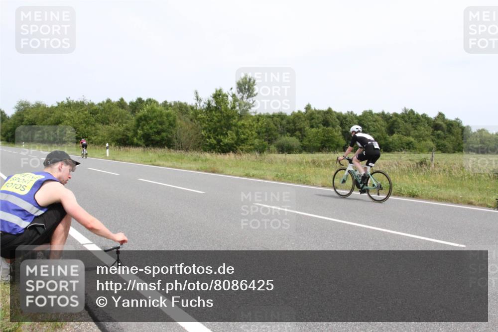 22.06.2025 - Viking Triathlon Yannick Fuchs http://msf.ph/oto/8086425 22.06.2025 13:12:16 Radfahren 261, 431, 515 meine-sportfotos.de