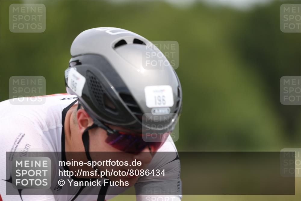 22.06.2025 - Viking Triathlon Yannick Fuchs http://msf.ph/oto/8086434 22.06.2025 12:43:56 Radfahren 7, 83, 196, 318 meine-sportfotos.de
