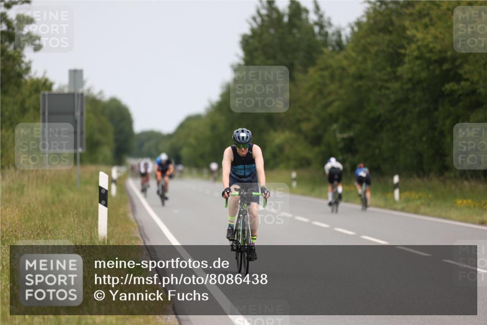 22.06.2025 - Viking Triathlon Yannick Fuchs http://msf.ph/oto/8086438 22.06.2025 12:44:16 Radfahren 136, 342, 374 meine-sportfotos.de