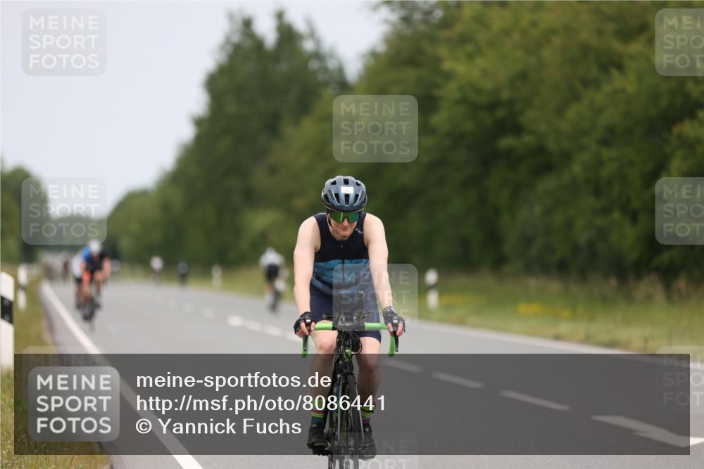 22.06.2025 - Viking Triathlon Yannick Fuchs http://msf.ph/oto/8086441 22.06.2025 12:44:18 Radfahren 136, 342, 374, 634 meine-sportfotos.de