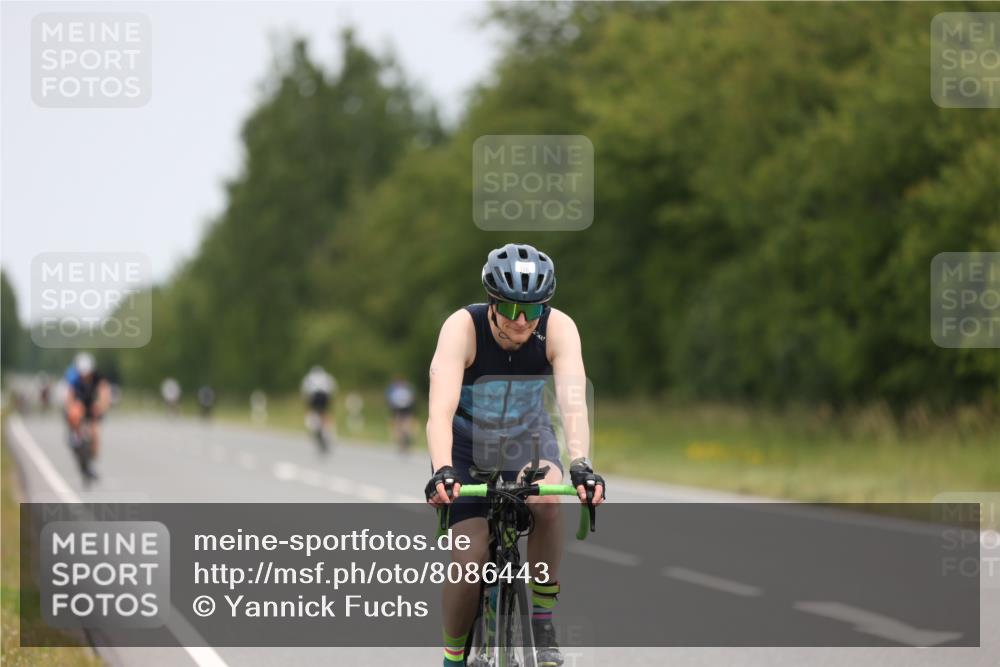 22.06.2025 - Viking Triathlon Yannick Fuchs http://msf.ph/oto/8086443 22.06.2025 12:44:18 Radfahren 136, 342, 374, 634 meine-sportfotos.de