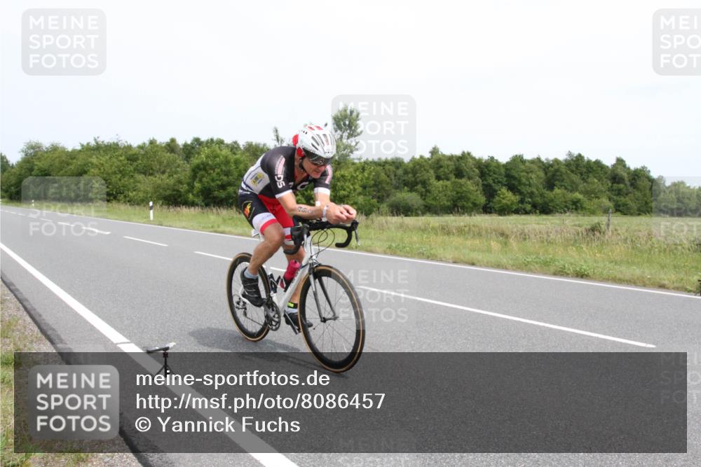 22.06.2025 - Viking Triathlon Yannick Fuchs http://msf.ph/oto/8086457 22.06.2025 13:12:32 Radfahren 83, 493 meine-sportfotos.de