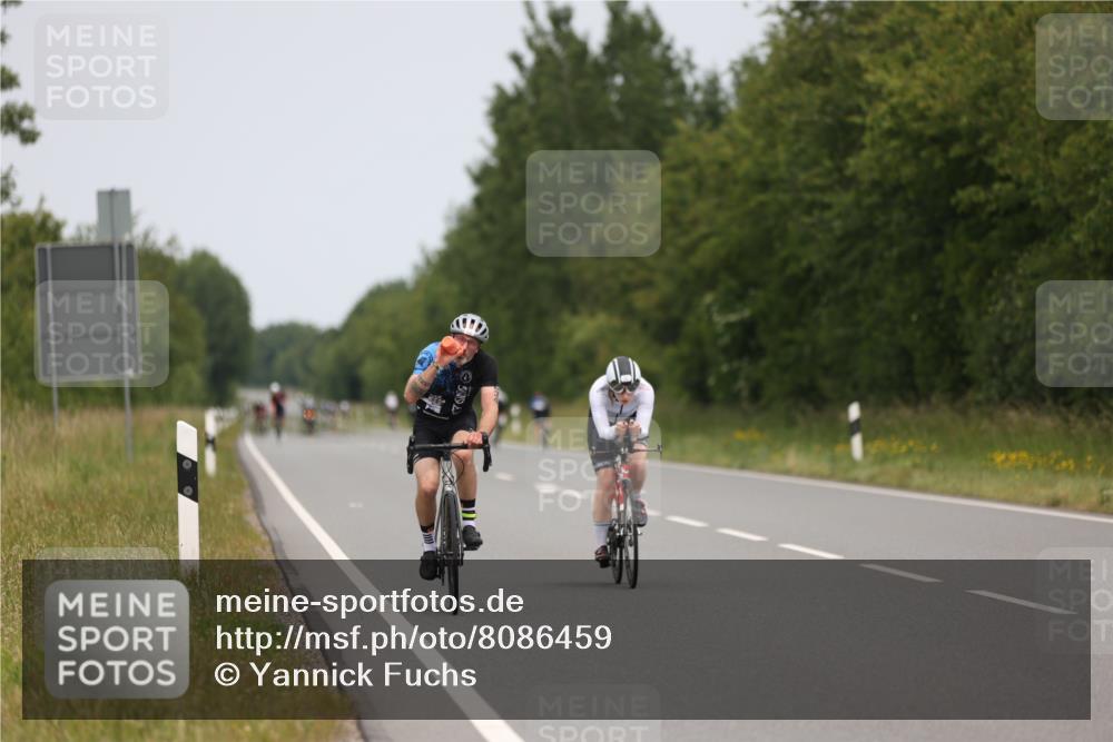 22.06.2025 - Viking Triathlon Yannick Fuchs http://msf.ph/oto/8086459 22.06.2025 12:44:23 Radfahren 136, 342, 374, 634 meine-sportfotos.de