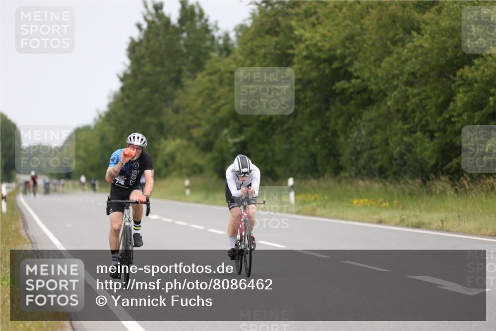 22.06.2025 - Viking Triathlon Yannick Fuchs http://msf.ph/oto/8086462 22.06.2025 12:44:24 Radfahren 374, 634 meine-sportfotos.de